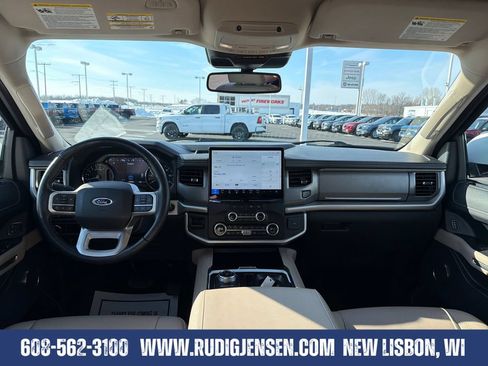 Used 2024 Ford Expedition Max XLT AWD/4WD image 12
