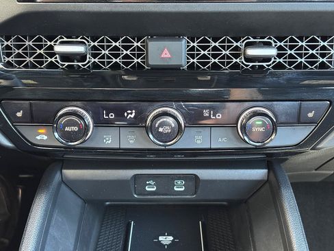 Certified 2025 Honda Accord Sport image 25