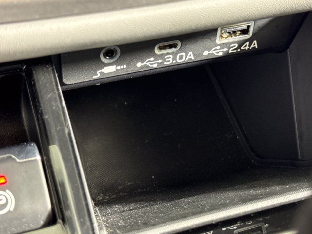 Used 2025 Subaru Legacy Premium AWD/4WD image 39