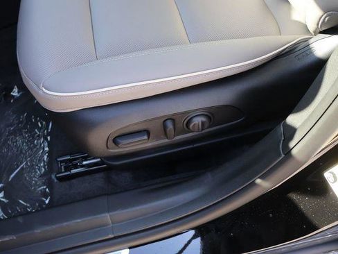 New 2026 Buick Envista Avenir FWD image 18