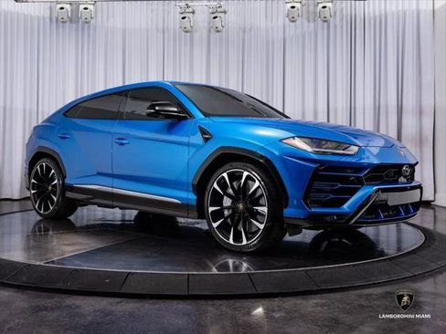 Used 2020 Lamborghini Urus AWD/4WD image 18