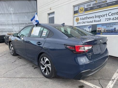 Used 2025 Subaru Legacy Premium image 3