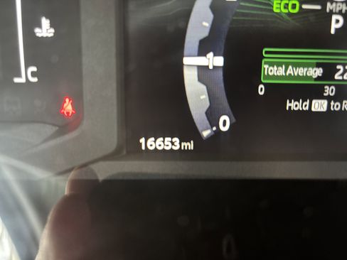 Used 2025 Toyota 4Runner SR5 image 21