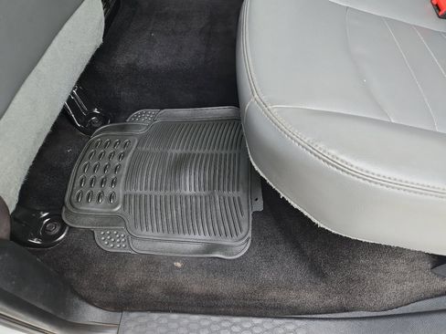 Used 2016 RAM 3500 Tradesman image 18