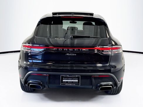 Used 2025 Porsche Macan AWD/4WD image 10