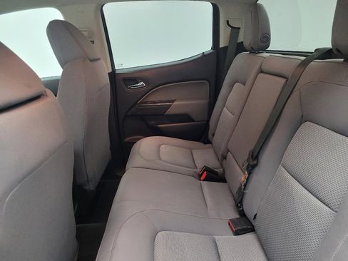 Used 2019 Chevrolet Colorado LT RWD image 18