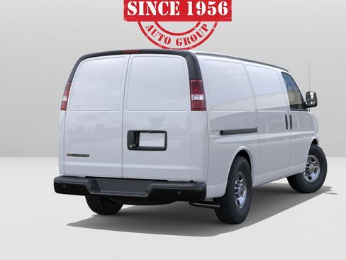 New 2026 Chevrolet Express 2500 w/ Driver Convenience Package RWD image 28