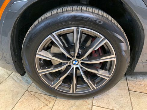 Used 2023 BMW X6 M50i w/ Shadowloine Package AWD/4WD image 13