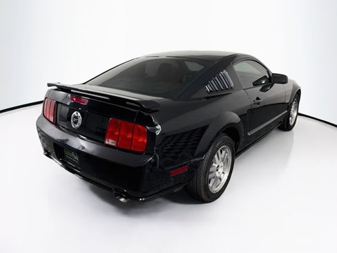 Used 2006 Ford Mustang GT Premium RWD image 9
