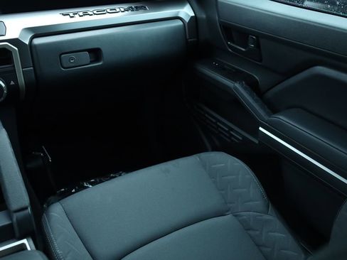 Used 2025 Toyota Tacoma SR5 image 19