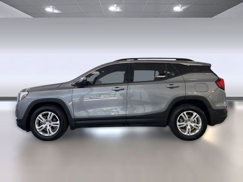 Used 2018 GMC Terrain SLE FWD image 2