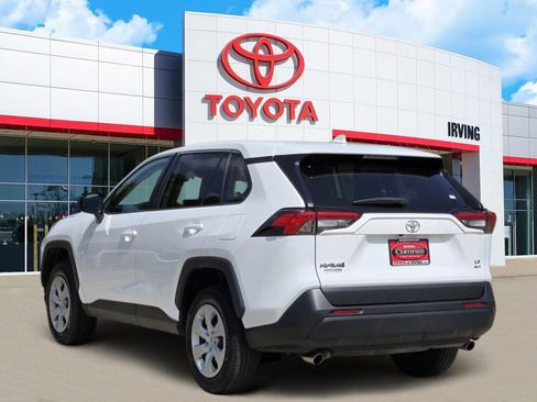 Certified 2024 Toyota RAV4 LE AWD/4WD image 3