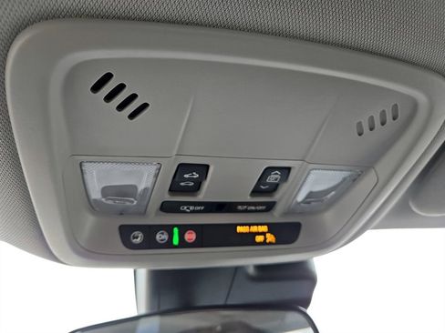 Used 2024 Chevrolet Malibu LT image 24