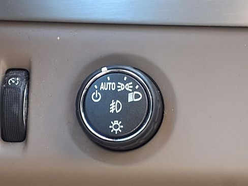 Used 2016 GMC Yukon XL SLE w/ Convenience Package RWD image 15