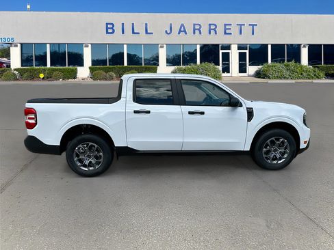 New 2026 Ford Maverick XLT FWD image 3
