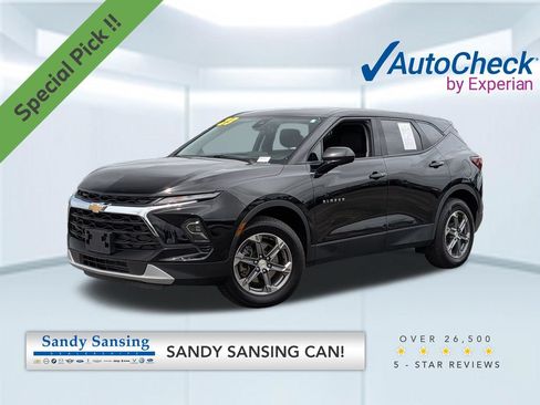 Used 2023 Chevrolet Blazer LT AWD/4WD image 1