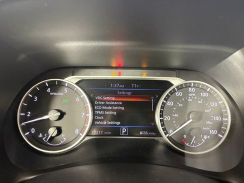 Used 2023 Nissan Sentra SR w/ Midnight Edition Package FWD image 22