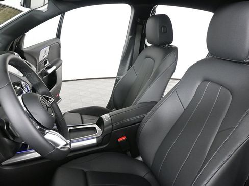 New 2025 Mercedes-Benz GLA 250 image 6