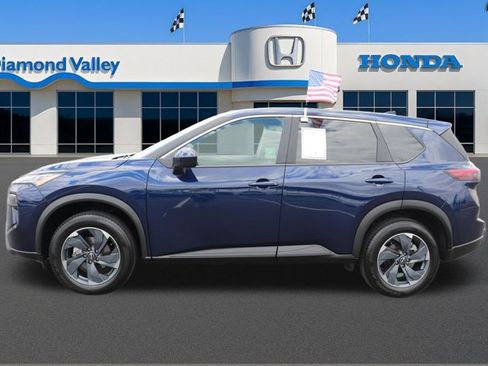 Used 2025 Nissan Rogue SV FWD image 7