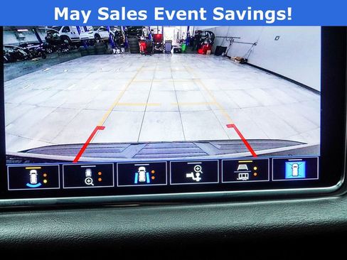 Used 2021 GMC Yukon Denali w/ Denali Premium Package AWD/4WD image 38