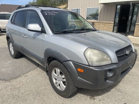 Used 2008 Hyundai Tucson SE AWD/4WD image 2