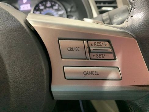 Used 2010 Subaru Outback 2.5i Premium image 16