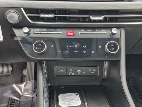 New 2026 Hyundai Sonata SEL FWD image 23
