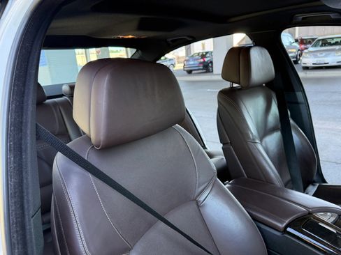Used 2015 BMW 550i Sedan RWD image 27