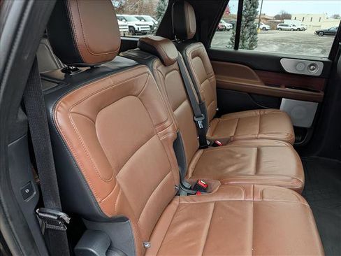 Certified 2023 Lincoln Navigator L Reserve image 18