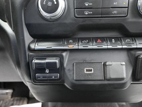 Used 2020 GMC Sierra 1500 4x4 Crew Cab image 15