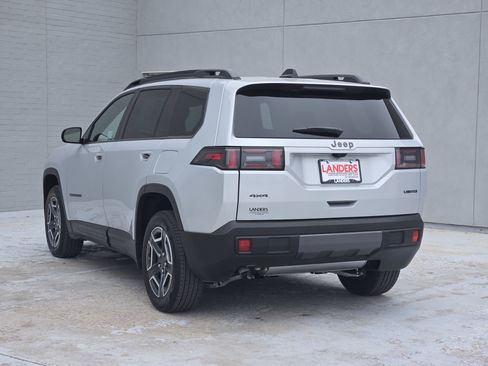 New 2026 Jeep Cherokee Limited image 3