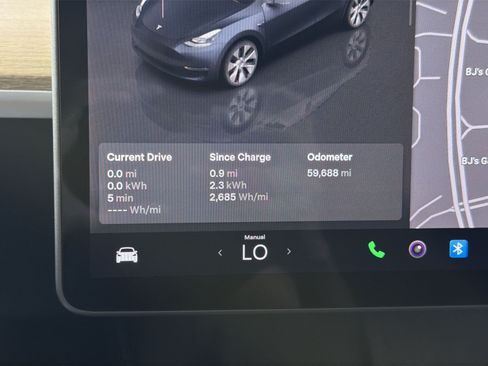 Used 2023 Tesla Model Y Long Range AWD/4WD image 33