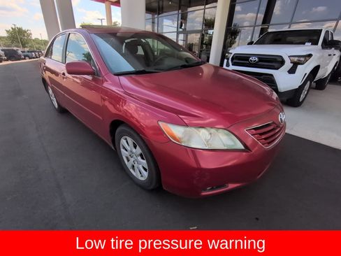 Used 2009 Toyota Camry LE FWD image 4