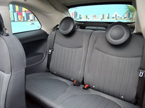 Used 2012 FIAT 500 Lounge FWD image 17