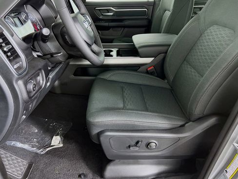 New 2026 RAM 1500 Big Horn AWD/4WD image 3