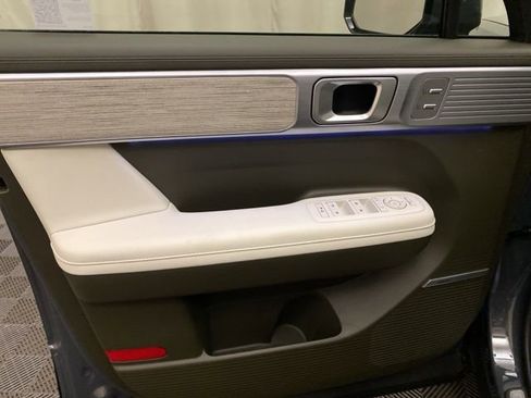 Used 2024 Hyundai Santa Fe Calligraphy image 10