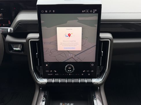 New 2026 GMC Yukon Elevation AWD/4WD image 36