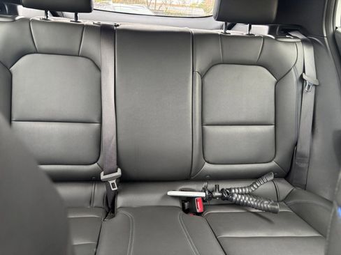 Used 2025 Buick Envista Sport Touring image 36