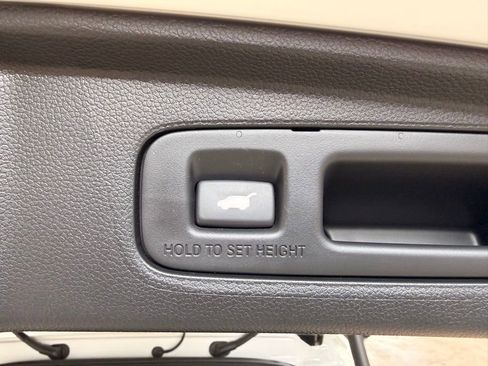 Used 2024 Honda CR-V Sport Touring image 10