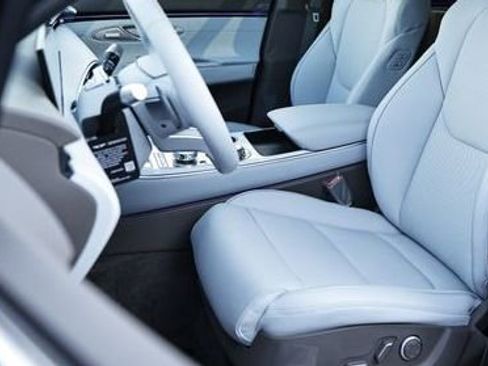 New 2026 Genesis GV70 2.5T Advanced image 20