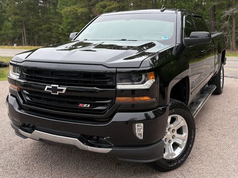 Used 2018 Chevrolet Silverado 1500 LT w/ True North Edition AWD/4WD image 54