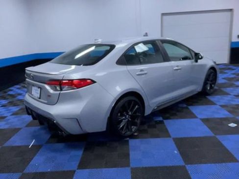 Used 2024 Toyota Corolla SE FWD image 8