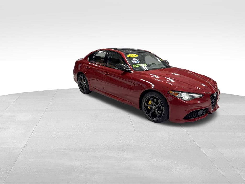 Used 2021 Alfa Romeo Giulia Ti Sport AWD/4WD image 11