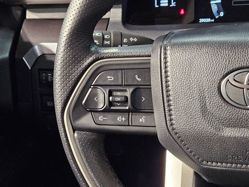 Certified 2025 Toyota 4Runner SR5 image 27