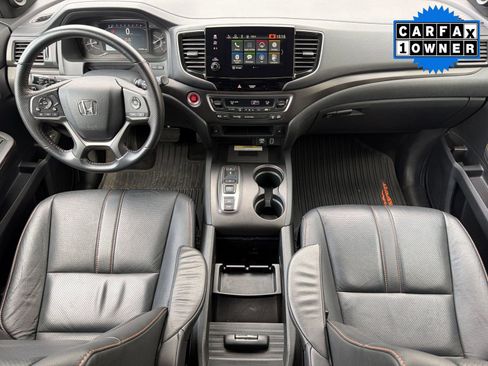 Used 2023 Honda Passport TrailSport image 16