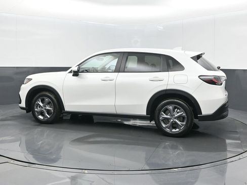 Certified 2026 Honda HR-V LX image 13