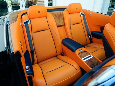 Used 2016 Rolls-Royce Dawn image 92