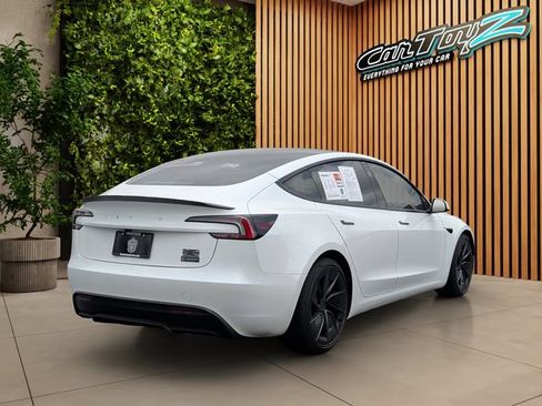 Used 2024 Tesla Model 3 Performance AWD/4WD image 39