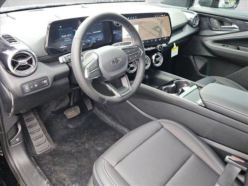 New 2026 Chevrolet Blazer EV LT image 3