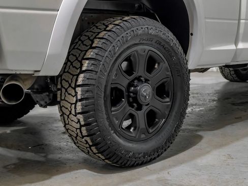 Used 2018 RAM 2500 Laramie w/ Sport Appearance Group AWD/4WD image 59